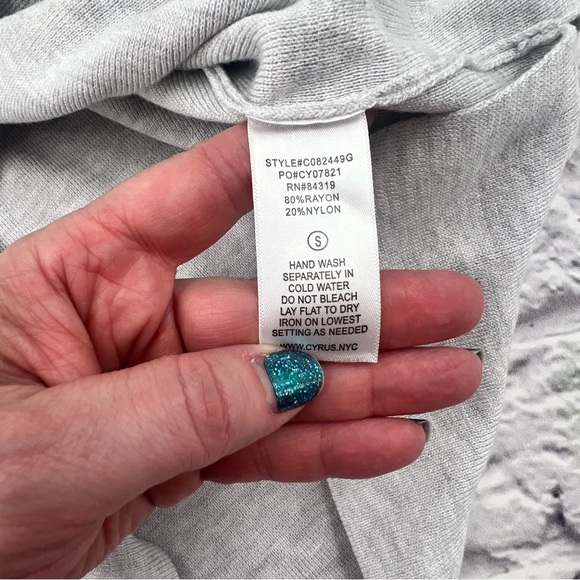 Cyrus Heather Gray Small Women's Pullover Hooded Top Lightweight Long Sleeve - Picture 5 of 8